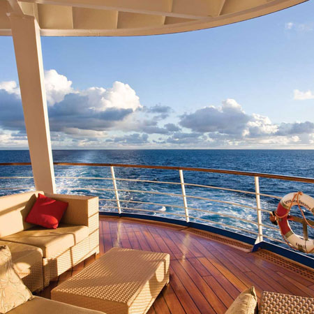Yacht & Super Yacht Charter 